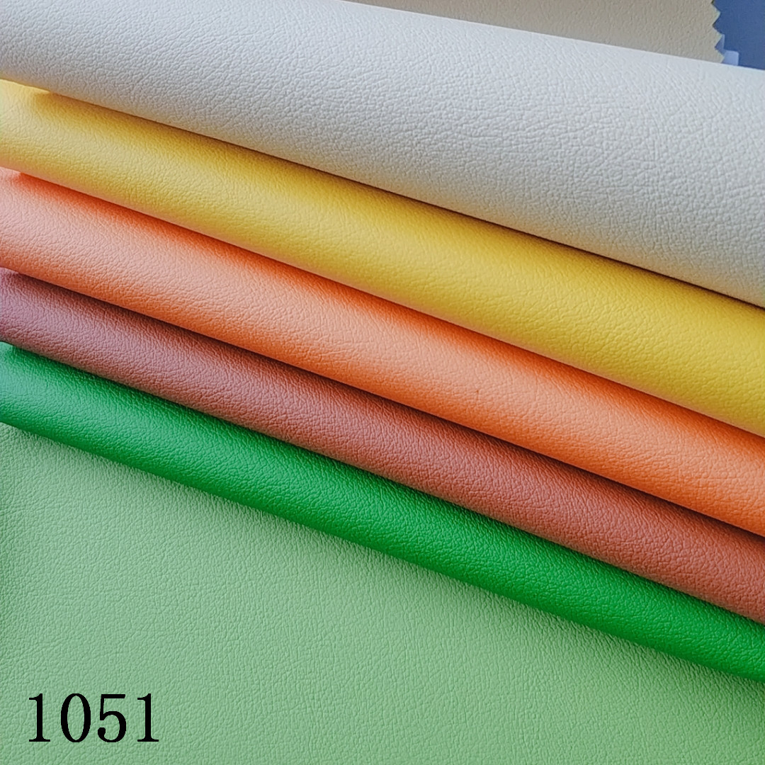 工厂现货半PU柔软耐刮皮革纹理细腻 软硬包墙装饰革 沙发汽车皮革