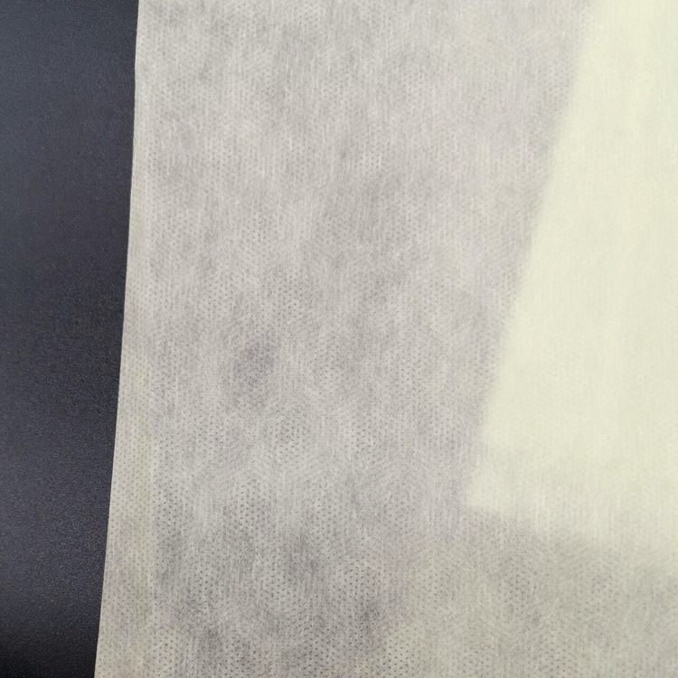 厂家定制 13克黄色SMS无纺布 熔喷无纺布 可作亲水阻燃抗老化处理