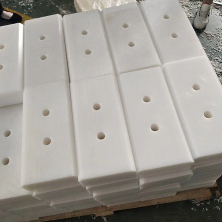 9414106337_599617614.400x400