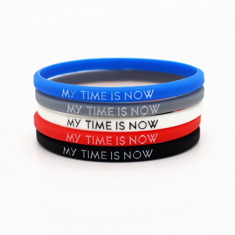 Fresh silicone bracelet for men and women with letters
