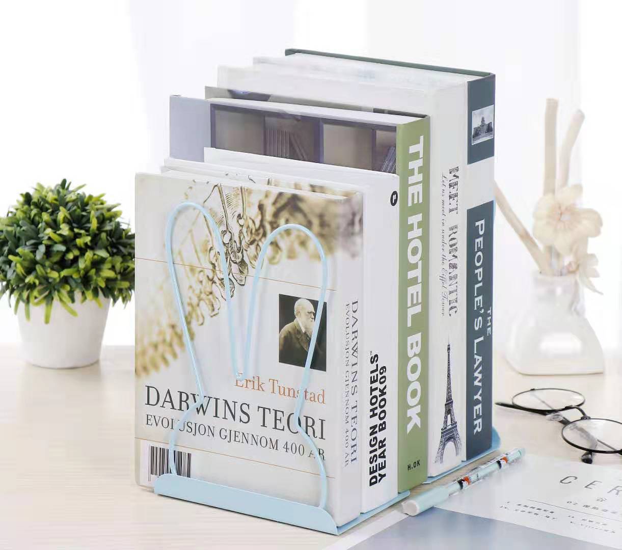 4d7811d517b416090761fbb0317b76