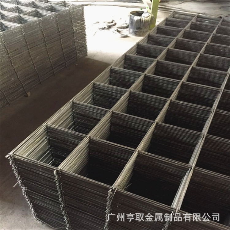 专业生产 工地镀锌铁丝网片 铁丝网接焊钢筋网片 地暖铁网丝网