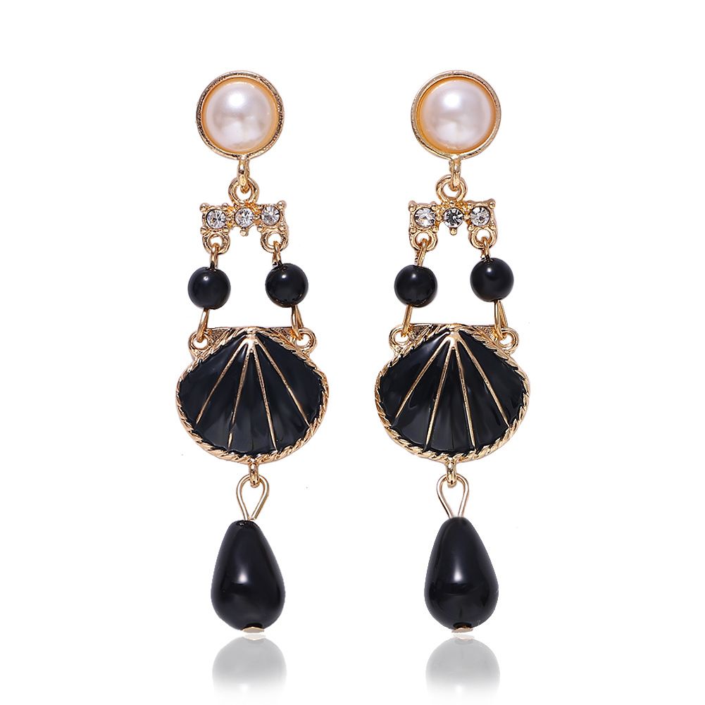 Alloy Diamond Pearl Shell Earrings Temperament Wild Jewelry display picture 8