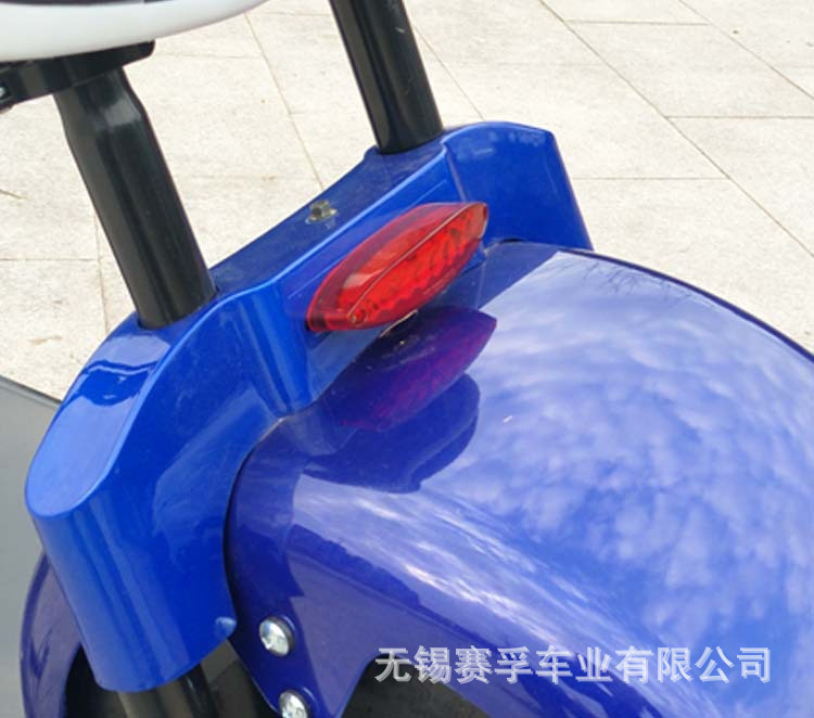 3992411743_986713832