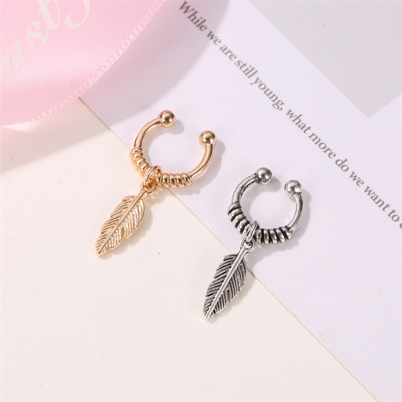 Housewarming, Anniversary, Business, Wedding, Travel, Birthday, Festival Occasion Alloy Material Leaf Pattern Fashion Leaf Plating Alloy No Inlaid Clip Earrings