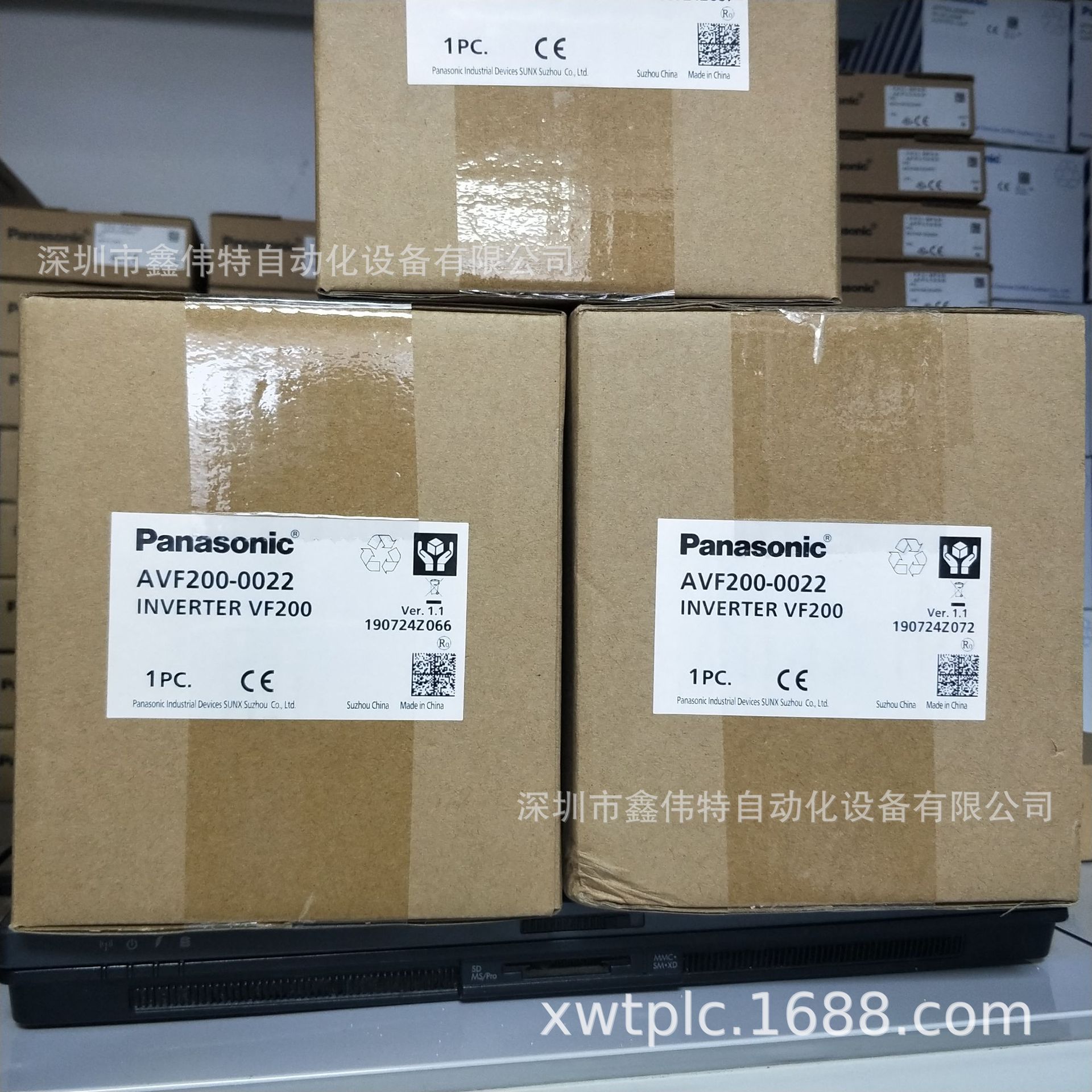 大量现货松下变频器AVF200-0022/0072/0152/0074/0154/0224/0374