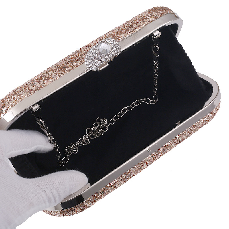 Grenz Überschreitende Lieferung Von Bankett Taschen Europäische Und Amerikanische Diamant-clutch-tasche Super Blinkende Finger Tasche Harte Box Kleine Quadratische Tasche 605 Kette Frauen Tasche display picture 3