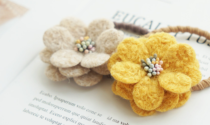 Fashion New Korean Woolen Handmade Cloth Flower Hair Tie Hair Tie Sweet Korean Rubber Band Hair Tie display picture 15