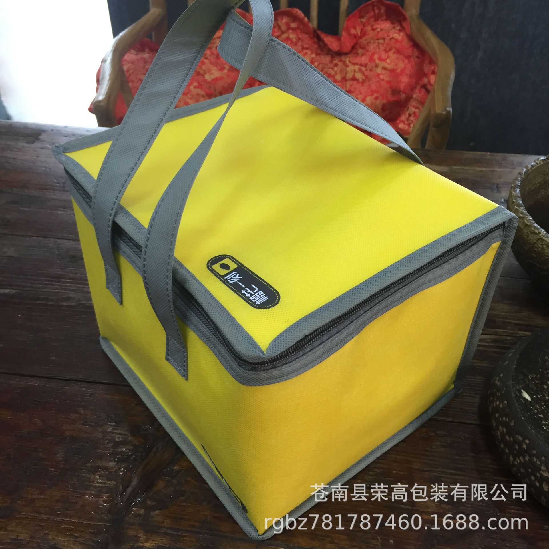 supply Snowy moon cake Cake Cooler Bags Food Fresh keeping Crabs aluminum foil Fresh keeping Insulation package LOGO customized