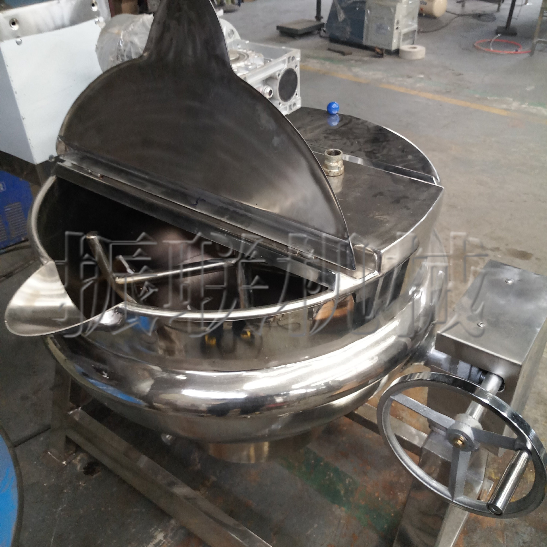 12b76f6fe240bb30ec48be6901bc0f