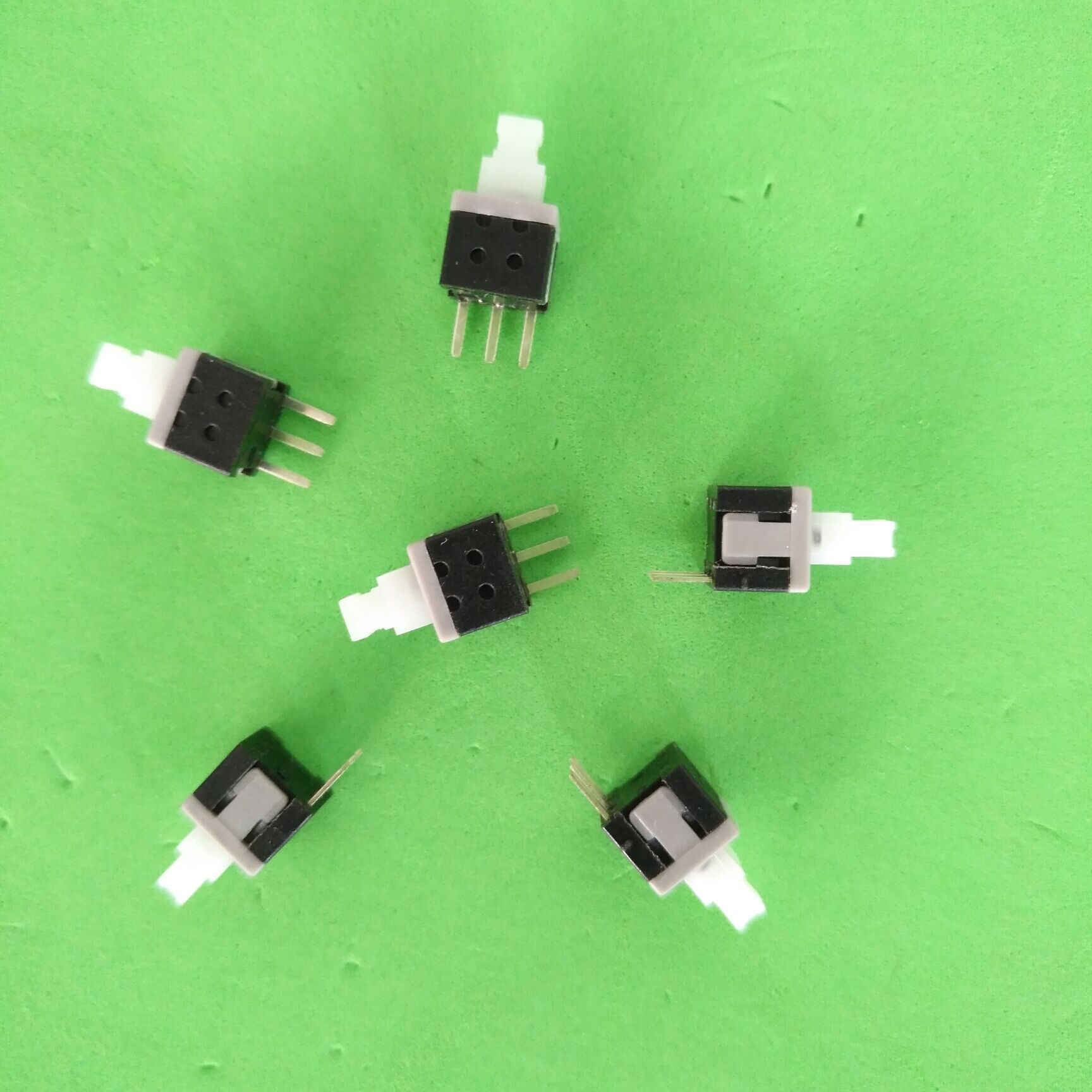 供应按键开关5.8*5.8单排自锁高头 3P按键开关