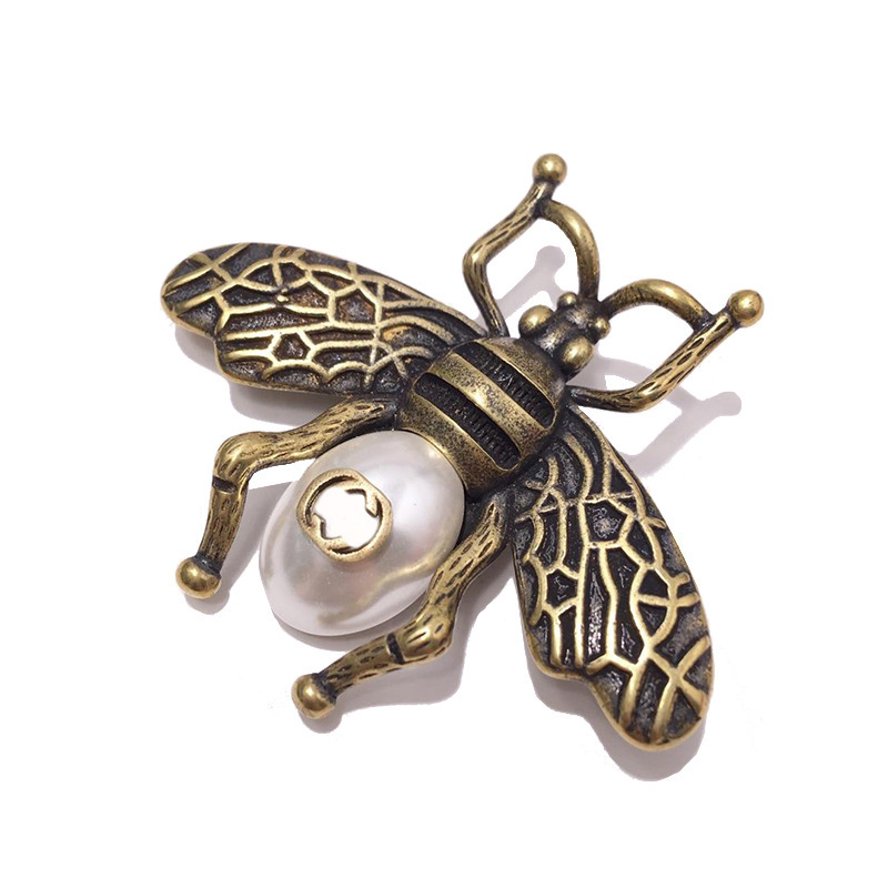 [09] New Retro Bee Pearl Brooch Do Old Bronze Cartoon Insect Pin Corsage Silk Towel Buckle Korean
