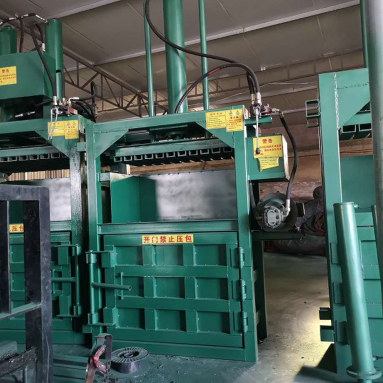 油寶機械立式液壓打包機