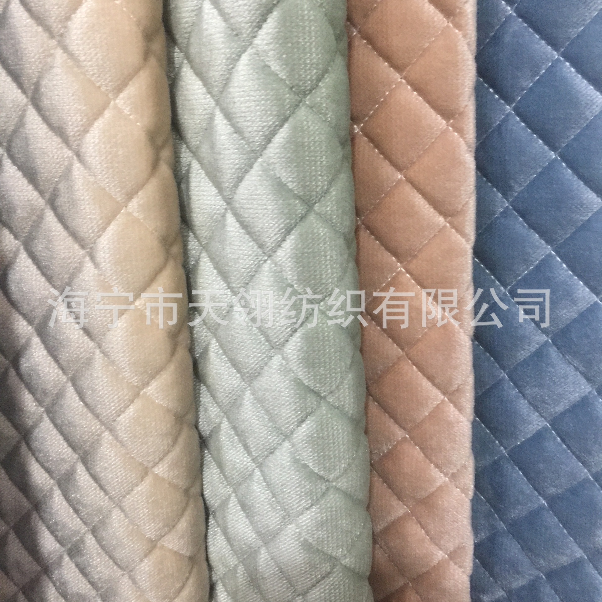 厂家直销宽幅斜纹绒布绗缝面料夹棉防滑沙发垫布坐垫布座垫布-阿里巴巴