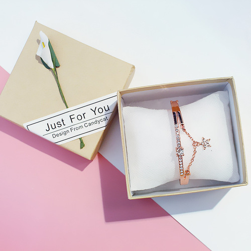 Retro kraft paper jewelry box bracelet box literary watch box scented tea packaging carton fresh watch box gift box