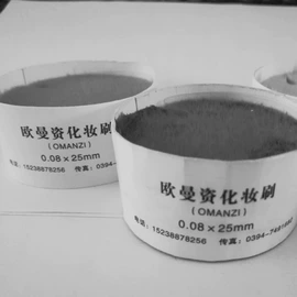 化妆刷、刷包;假睫毛;卷发球、发卷