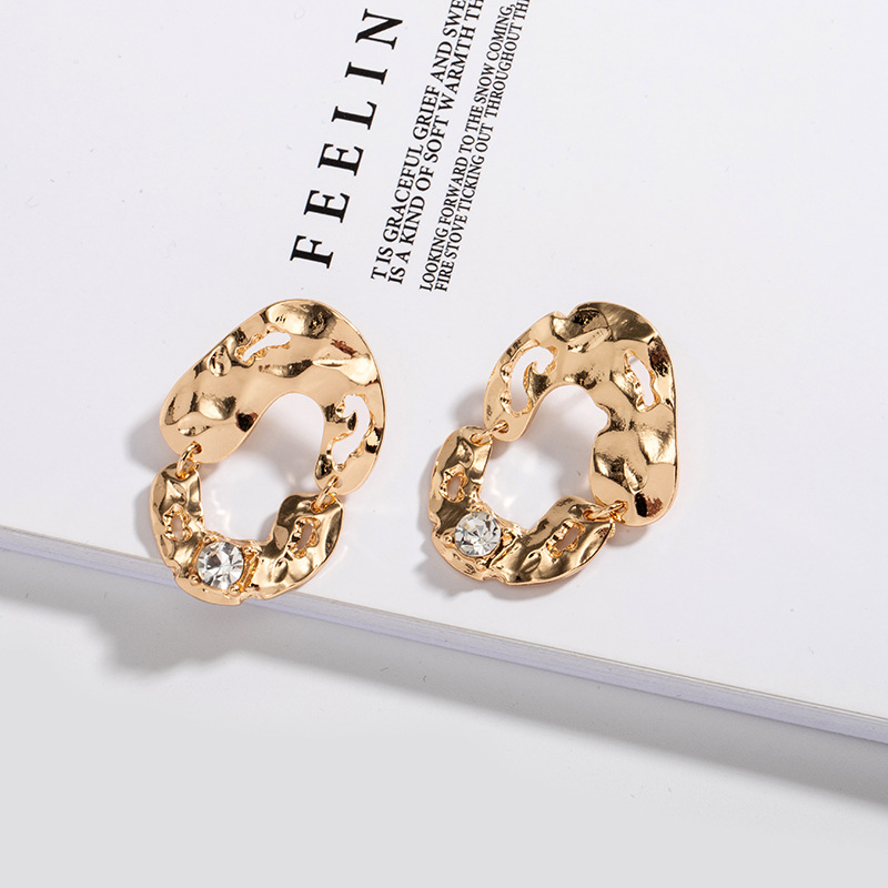 Fashion Retro Palace Style Earrings display picture 4