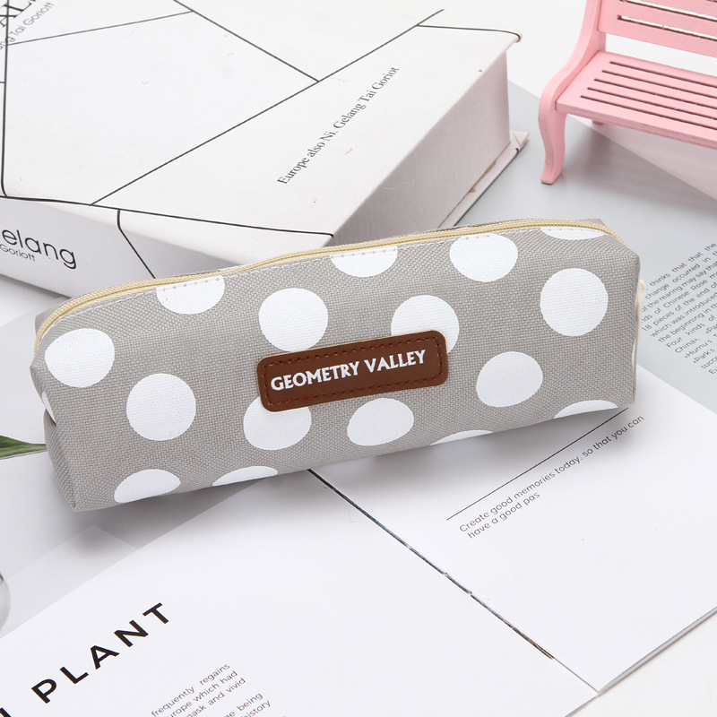 Dot with gray bottom