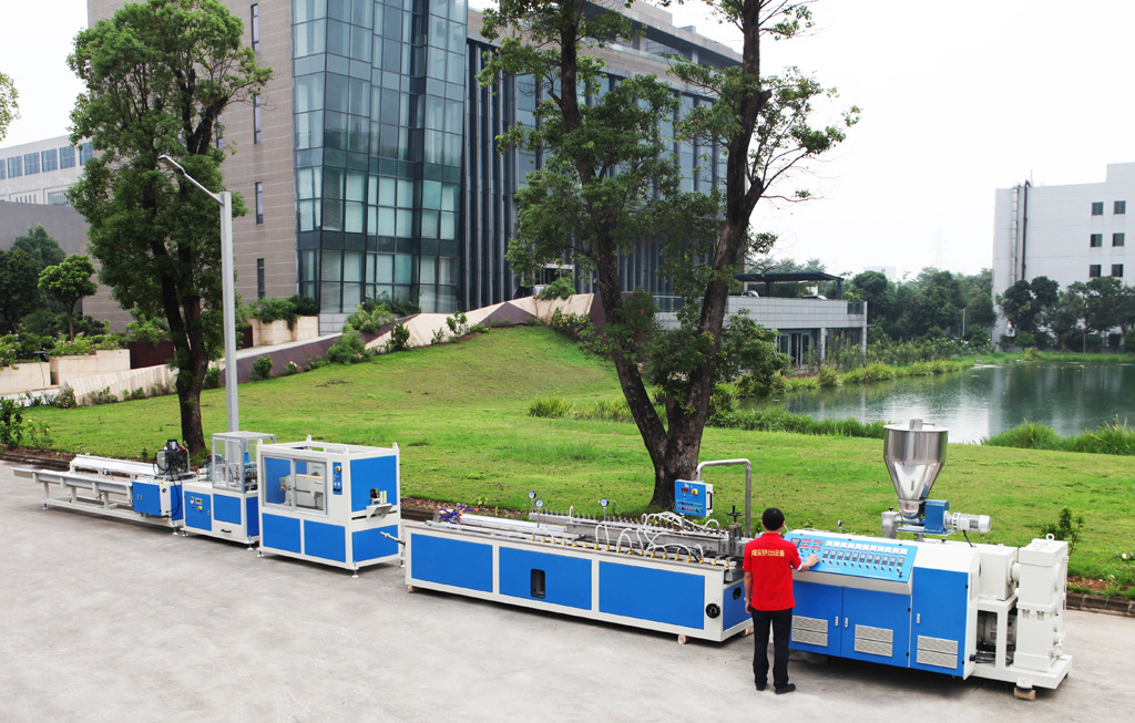 东莞燿安自产自销PP PE PVC木塑押出设备 产品广泛应用于建筑行业