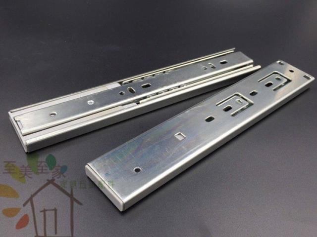 抽屉缓冲滑轨液压轨道阻尼自关侧装缓冲抽屉轨道阻尼3节滚珠导轨