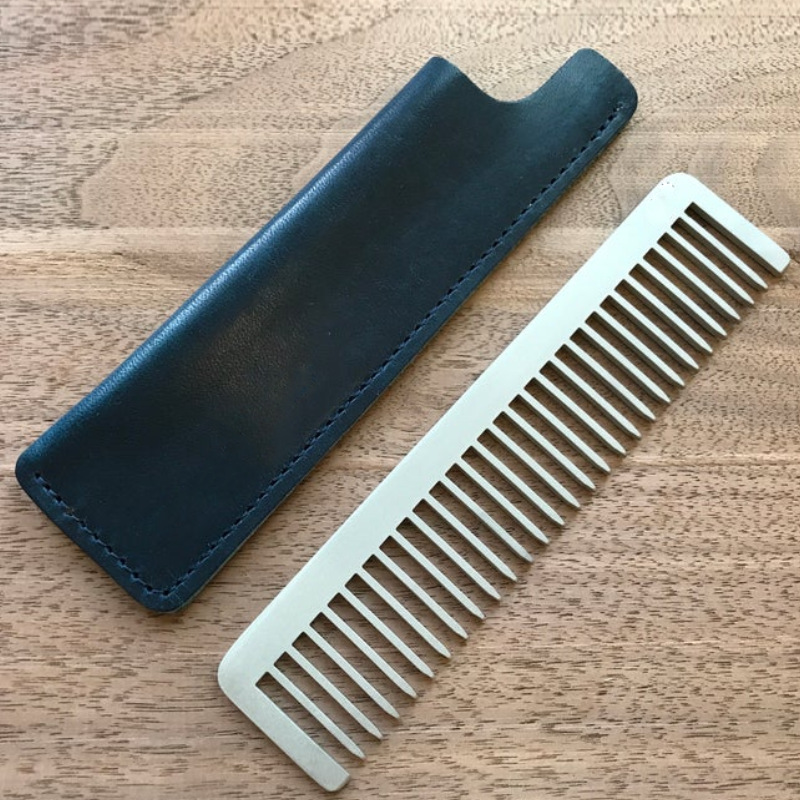 厂家定制胡子梳加皮套男士胡须造型工具套装梳子护套