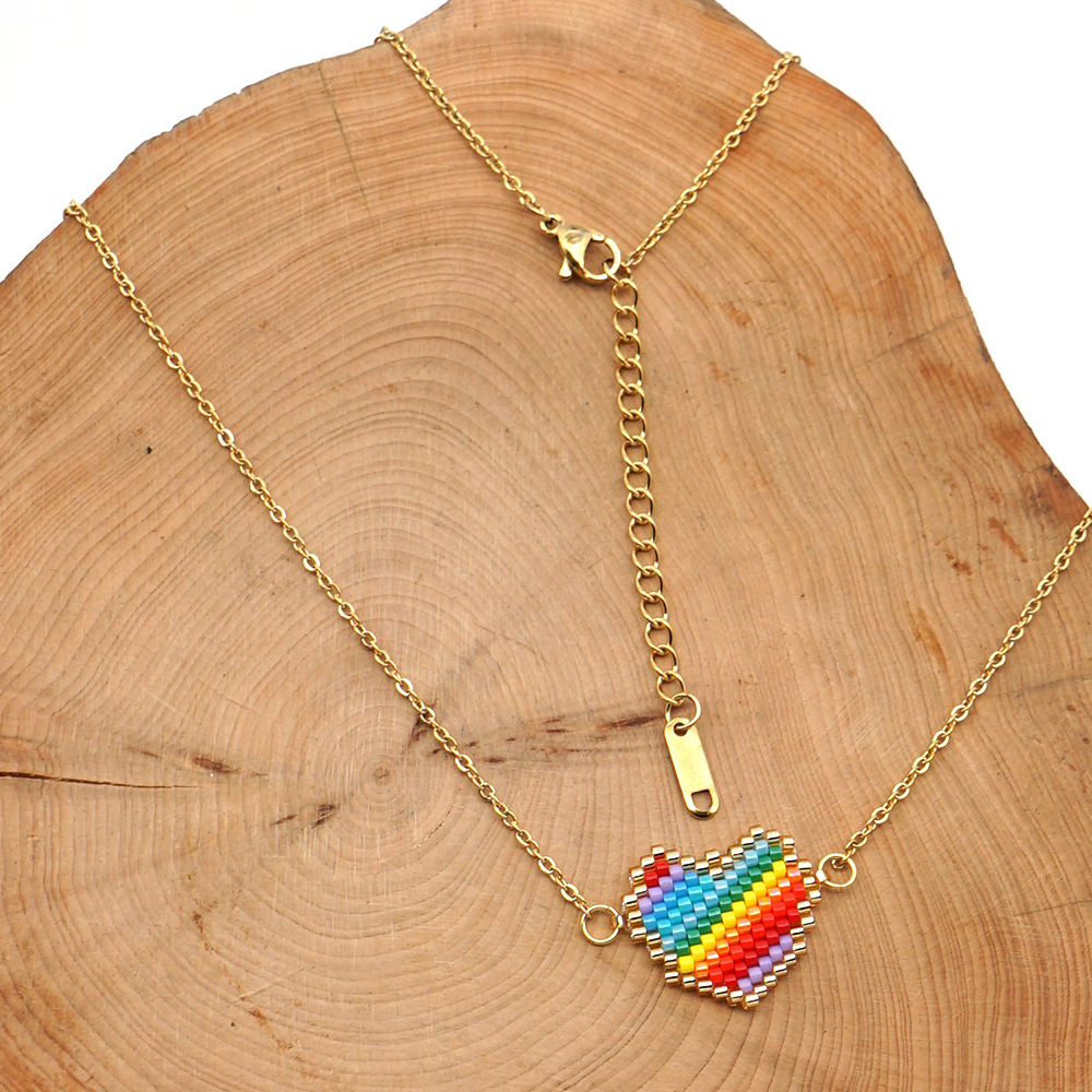 Hot Selling Fashion Hand-woven Colorful Love Necklace Wholesale display picture 8