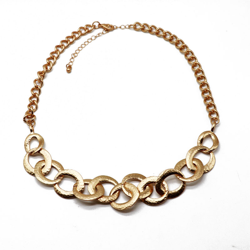 Fashion Short Trend Chain Buckle Necklace Clavicle Chain Matte Silver Gold Necklace display picture 5