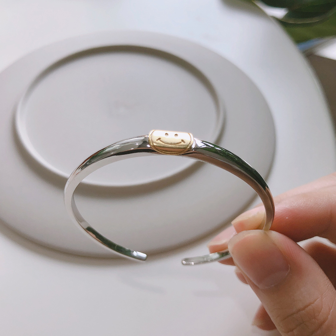 韩国韩版S925纯银简约素银复古工艺单线开口笑脸网红手镯手环