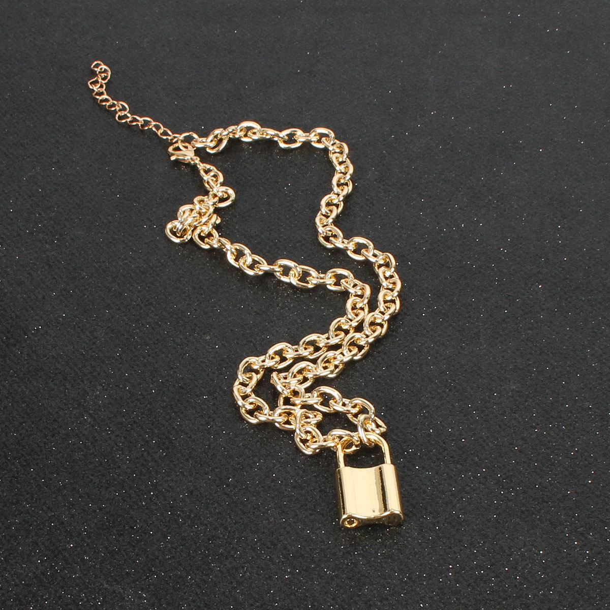 Lock Pendant Women's Simple Necklace Necklace Alloy Necklace display picture 5