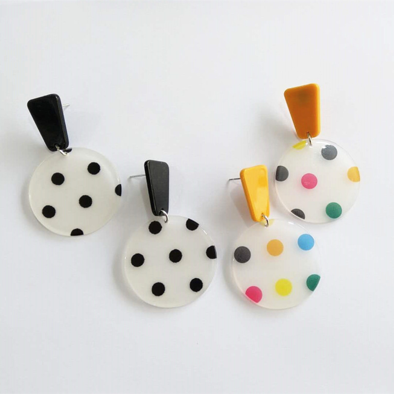 7g Weight No Inlaid Inlay Material Earrings Classification Housewarming, Anniversary, Business, Wedding, Travel, Birthday, Festival Occasion Arylic Material Geometric Pattern Women'S Gender Black&White Color Table Tennis Racket Round Spotted Pattern Earrings 无