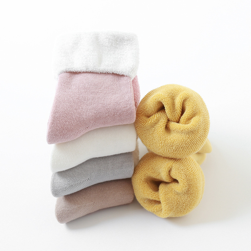 2019 hilo de plumas de invierno boca suelta engrosada caliente mujeres embarazadas calcetines de confinamiento de maternidad algodón peinado Terry calcetines de mujer forrados de lana