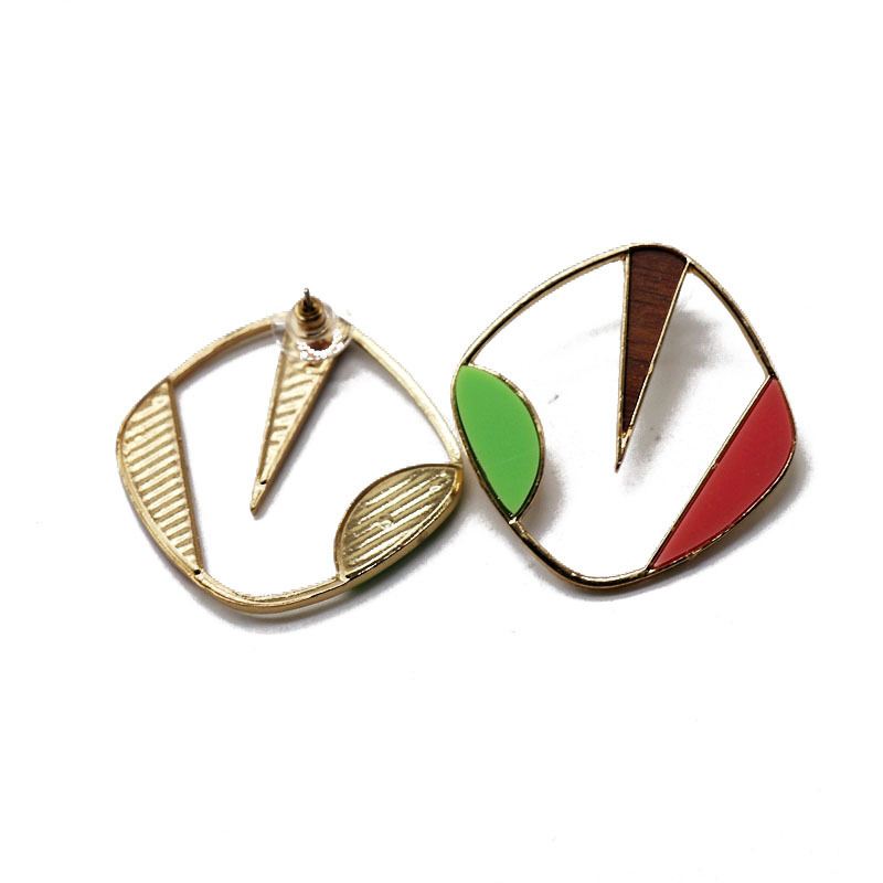Fashion Earrings Round Hollow Resin Wooden Irregular Earrings Red Green Dotted Earrings display picture 3