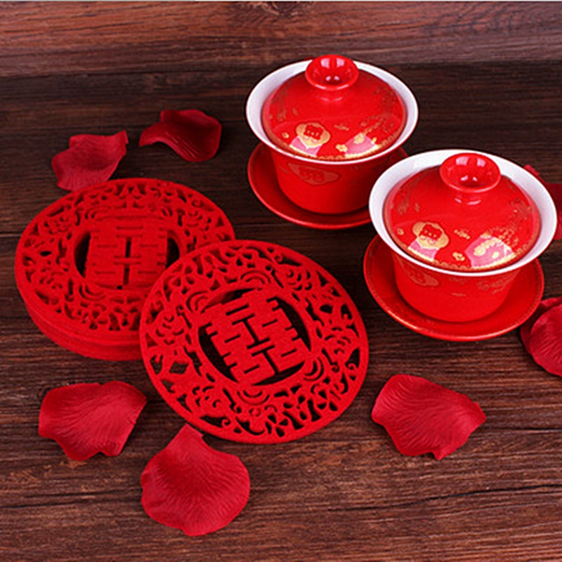 Войлочный свадебный красный счастливый весенний слово полые подставки для посуды с защитой от ожогов, коврик для стола, трансграничный горячий продавать салфетки, изготовленные по индивидуальному заказу производителей