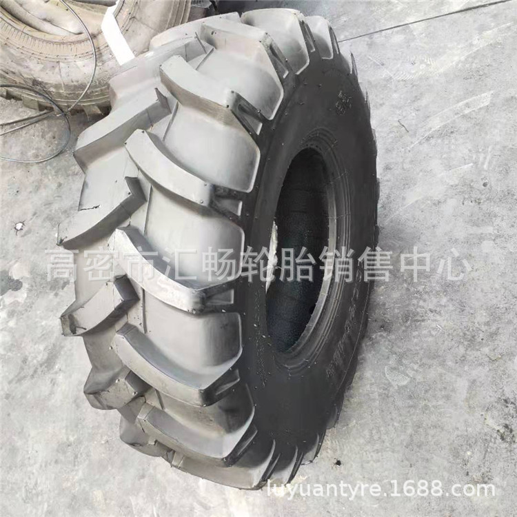 顺福昌 轮胎10.0/75-15.3 人字花纹 农用拖拉机轮胎