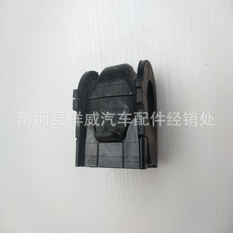 适用于GS1D-34-15YA马自达6睿翼奔腾X80 B70 B90前平衡杆胶开口胶