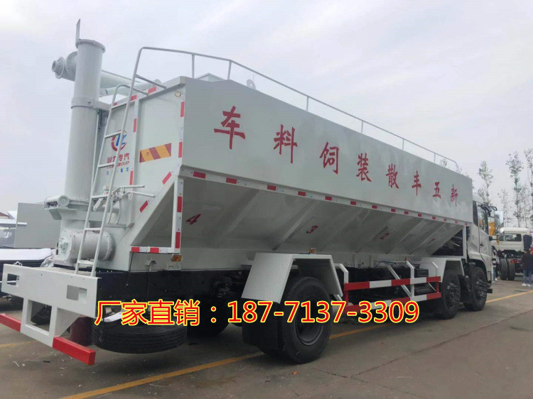 東風(fēng)天錦小三軸VR飼料車(chē) (1)