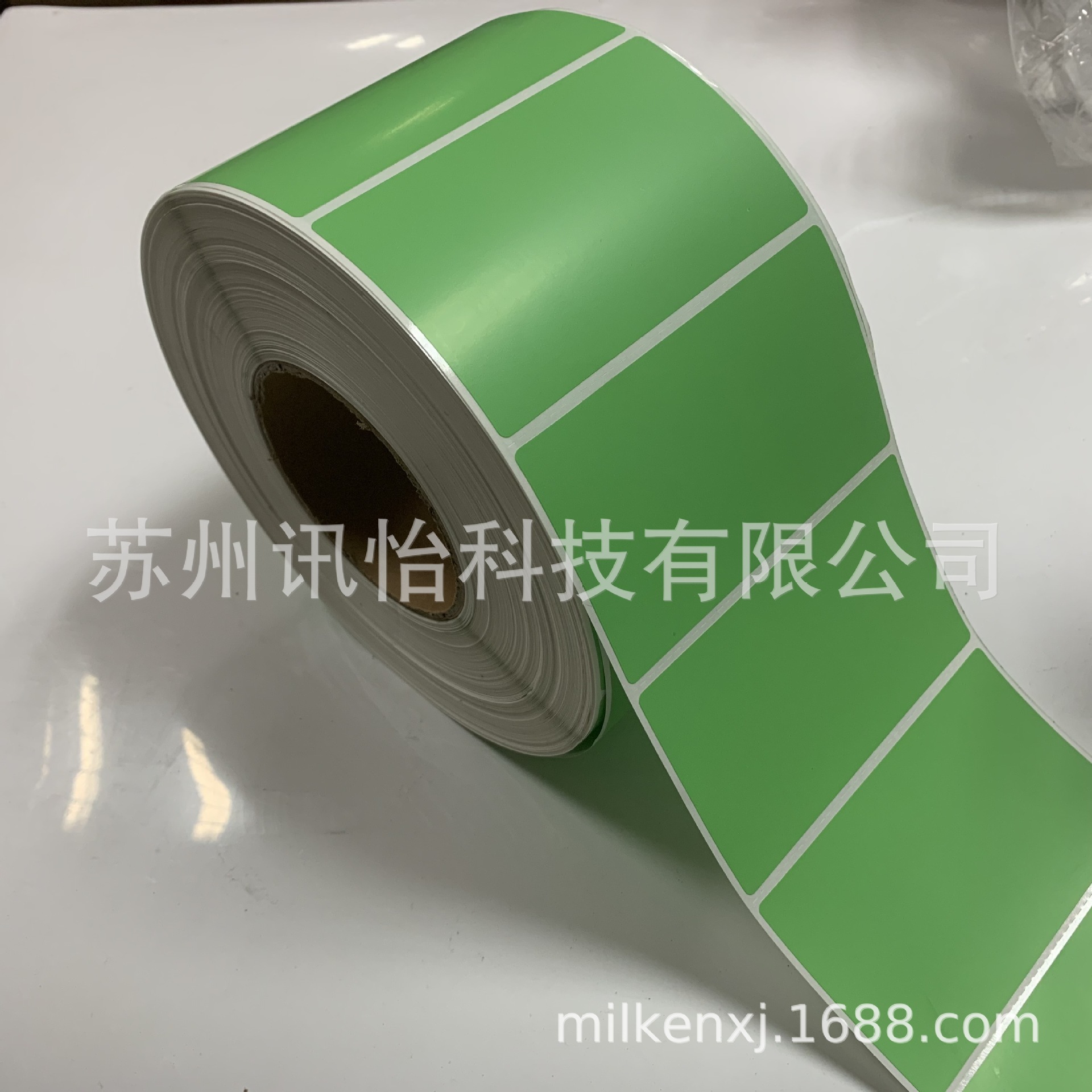 潘通色卡号PANTONE-193C染色PET标签厂非标尺寸100*60MM*1900张手