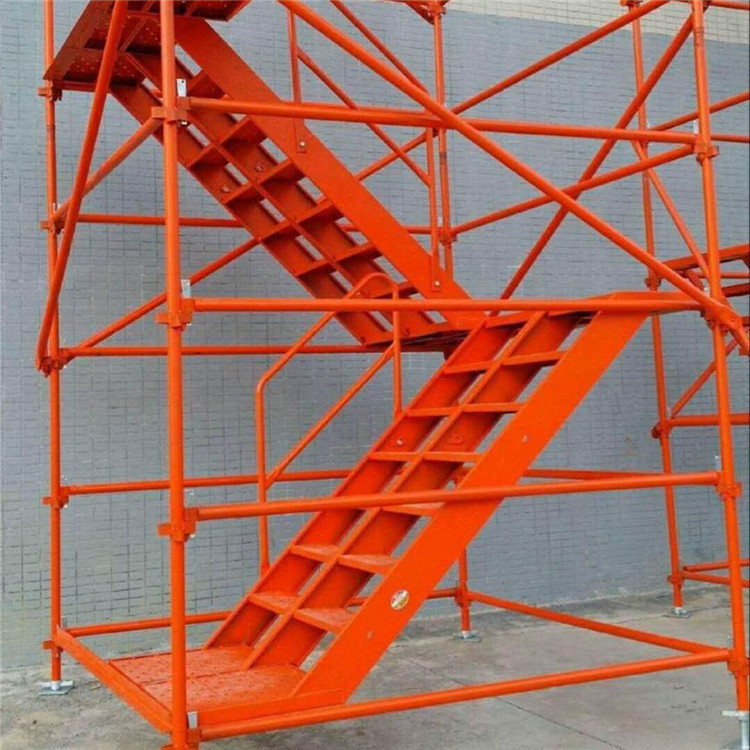 廠家直供 新型安全爬梯 香蕉式安全爬梯 基坑通道施工梯