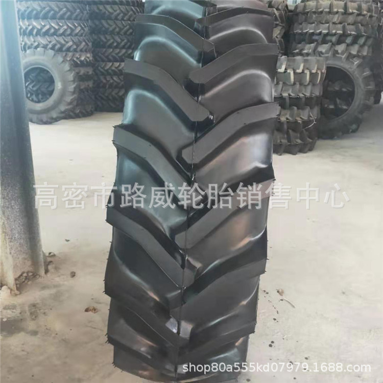 16.9-28 16.9-30 农用拖拉机轮胎农用轮胎R-1人字花纹