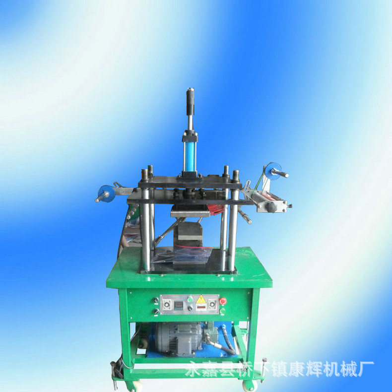 批发供应四柱液压烫金机 四柱油压烫金机 蜡烛烫金机