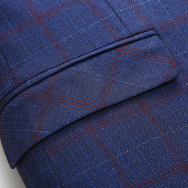 Leslie Bert’s New Men’s Leisure Suit for Spring Korean Edition 