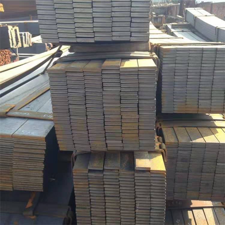 佛山厂家批发热轧扁钢Q235镀锌扁铁建筑工地加工用的扶梯冷拉扁钢