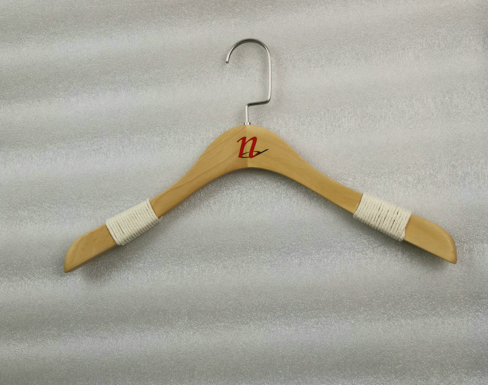 Matte non-slip hanger from natural wood