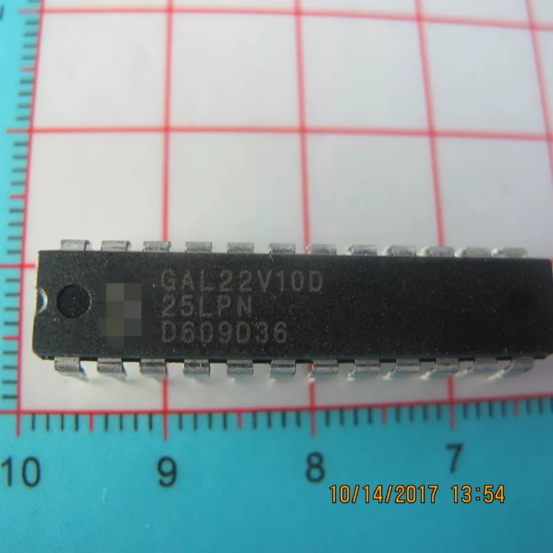 Интегральная схема GAL22V10D-25LPN CPLD 10МС 25нс 24DIP интегрированная схема