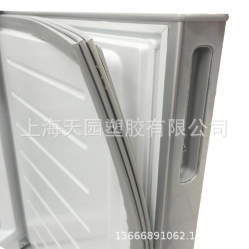 直销PVC冰箱门封条颗粒 高弹性挤出冰箱门封条颗粒加工 价格实惠