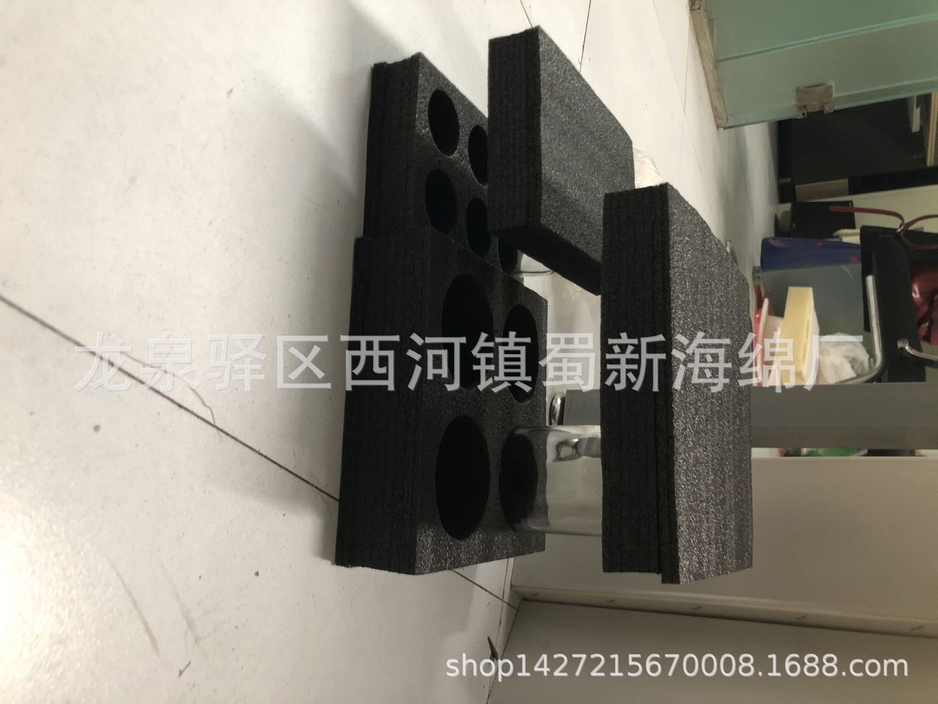 厂家直销白色EPE黑色EPE酒瓶防震包装海绵泡沫/成型异形防震包装