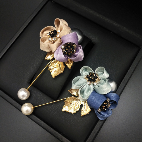 European and American floral fabric imitation pearl brooch water drill alloy matches clothing Korean style accessory sweater pin for women