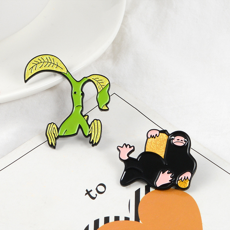 European and American explosive cartoon brooches Movie Wonderful…