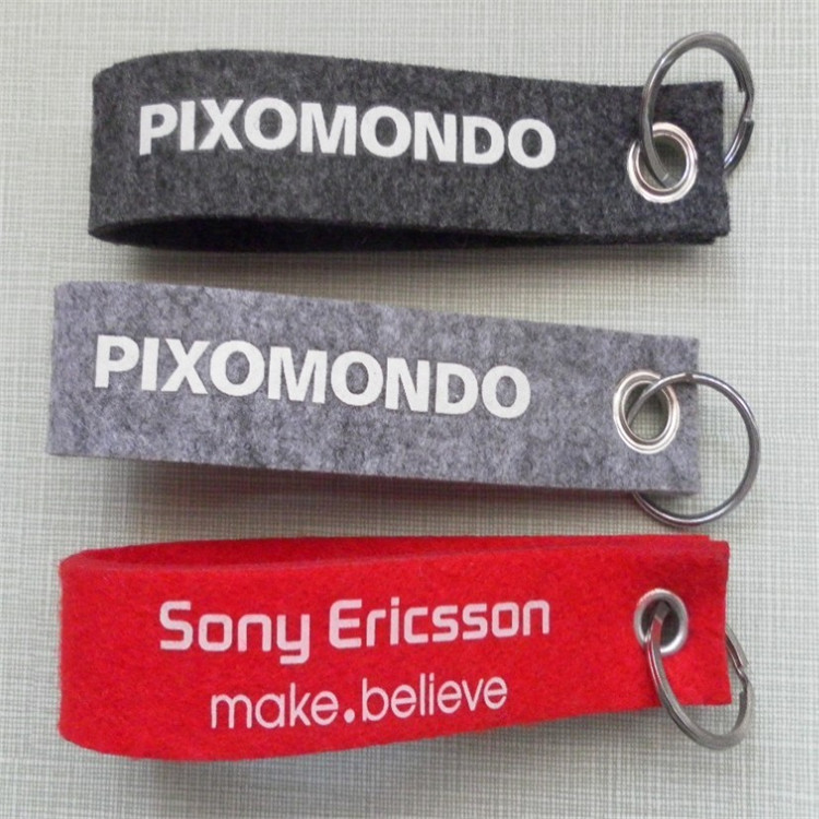 厂家供应毛毡钥匙扣 新款毛毡钥匙挂件 批发毛毡装饰钥匙扣可按需