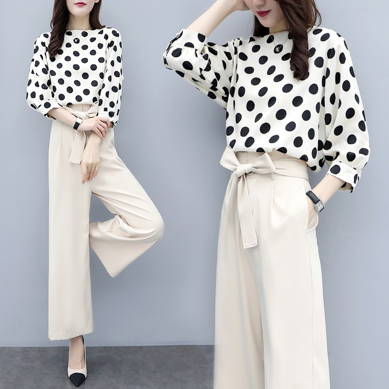 Costume femme UNE GéNéRATION en Mousseline - Ref 3334769 Image 1